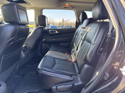 2019 Nissan Pathfinder Platinum