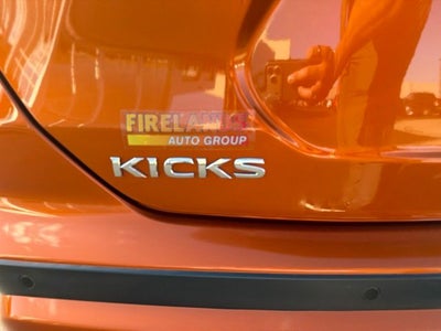 2022 Nissan Kicks SV