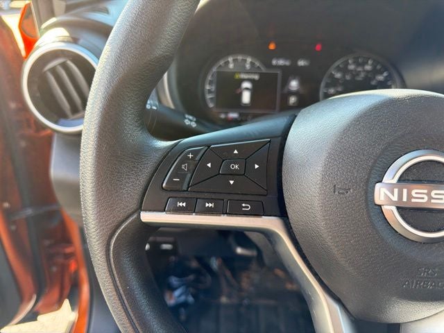 2022 Nissan Kicks SV