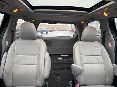2017 Toyota Sienna Limited Premium 7 Passenger