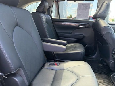 2021 Toyota Highlander Platinum