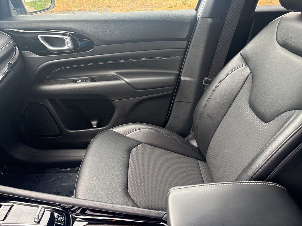 2022 Jeep Compass Altitude