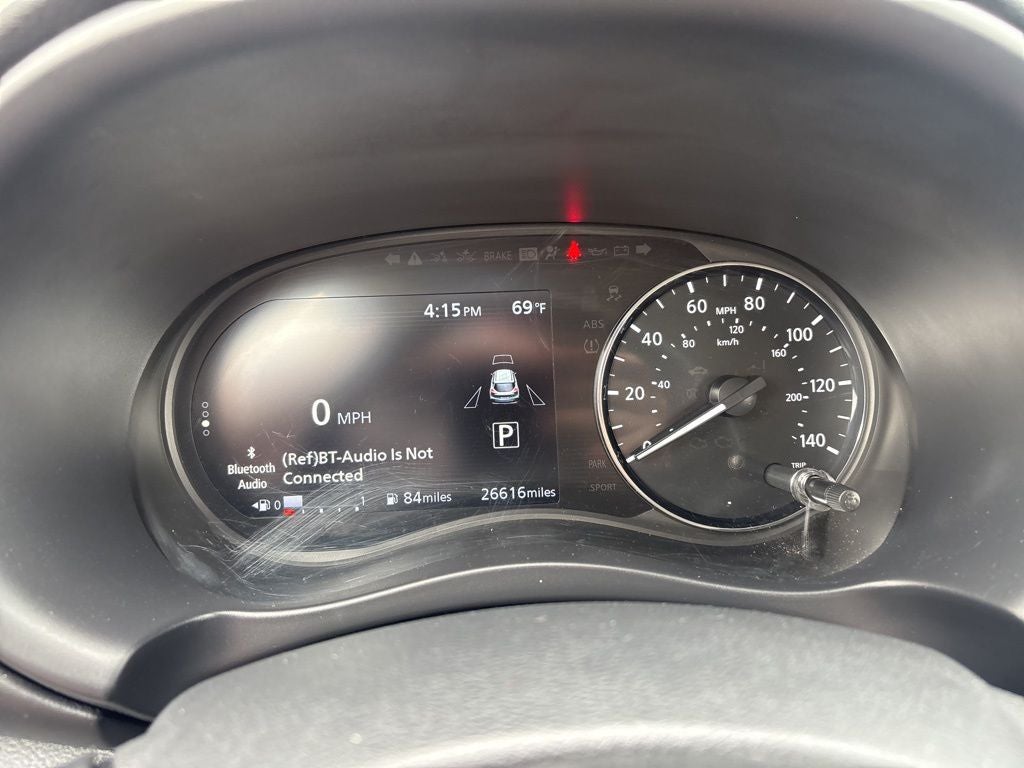 2023 Nissan Kicks SR