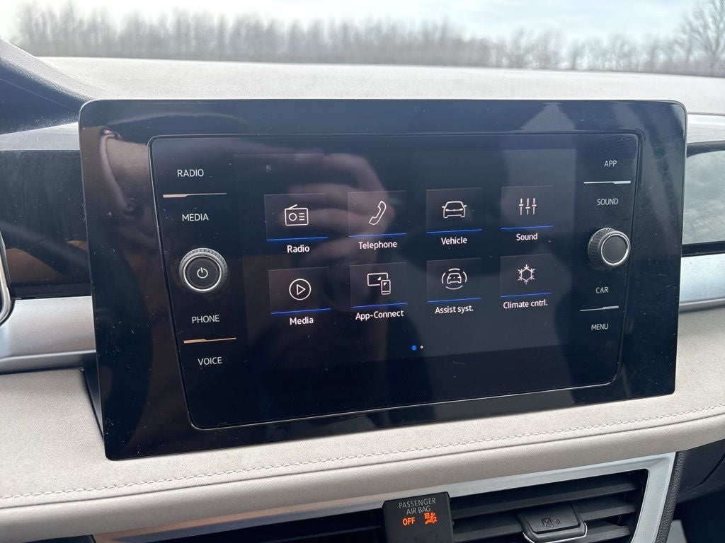 2025 Volkswagen Taos 1.5T SE