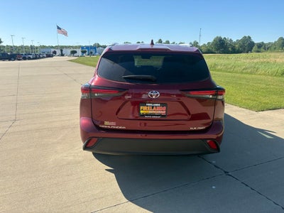 2024 Toyota Highlander XLE