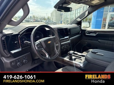 2024 Chevrolet Silverado 1500 LT LT1