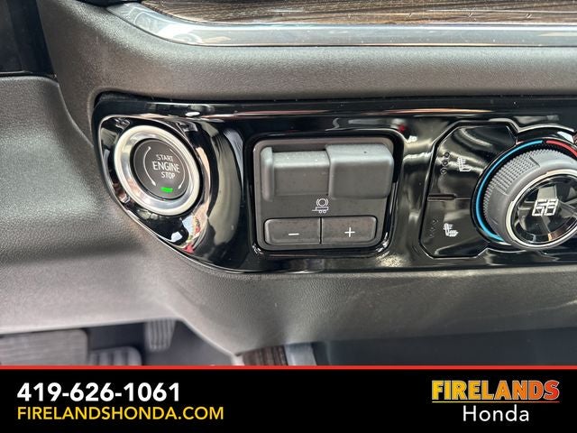 2024 Chevrolet Silverado 1500 LT LT1