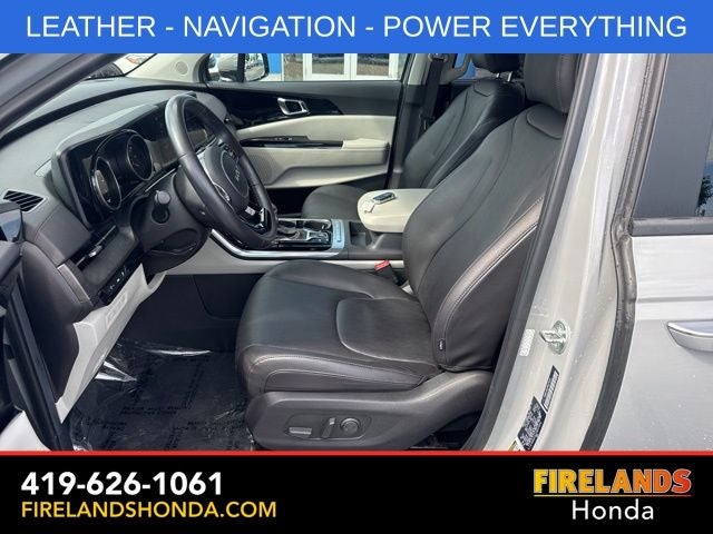 2024 Kia Carnival EX