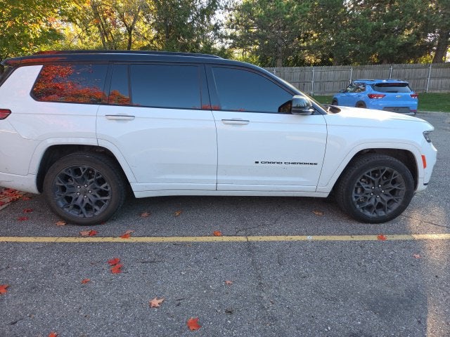 2025 Jeep Grand Cherokee L Summit 4x4