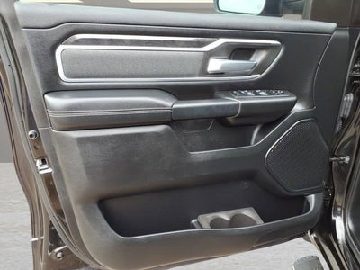 2020 RAM 1500 Big Horn Crew Cab 4x4 5'7" Box