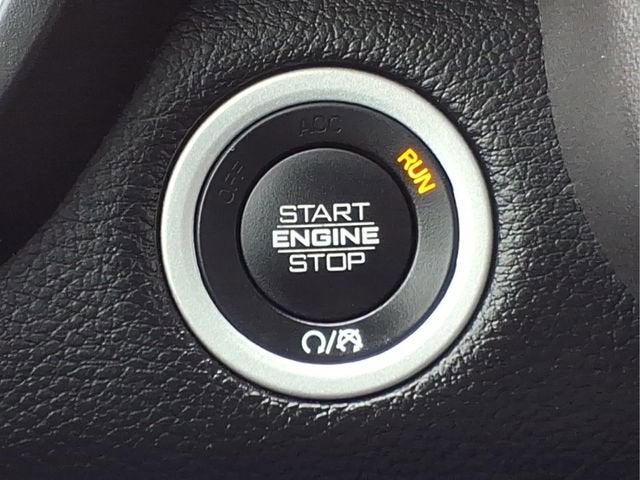 2021 RAM 1500 Big Horn Crew Cab 4x4 5'7" Box