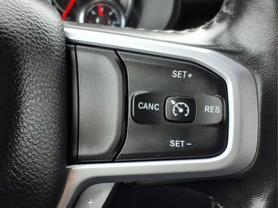 2021 RAM 1500 Big Horn Crew Cab 4x4 5'7" Box