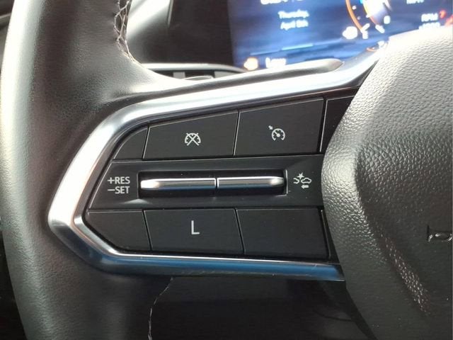 2024 Chevrolet Traverse LS