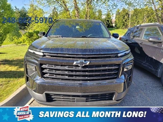 2024 Chevrolet Traverse LT