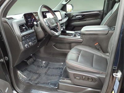 2025 Chevrolet Suburban RST