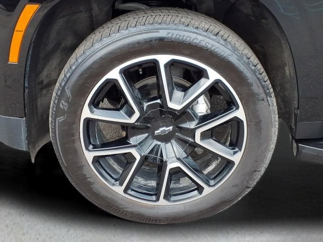 2025 Chevrolet Suburban RST
