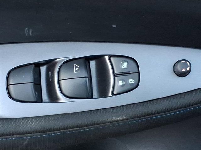 2023 Nissan LEAF S 40 kWh