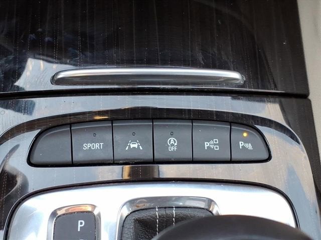 2020 Buick Regal TourX Essence