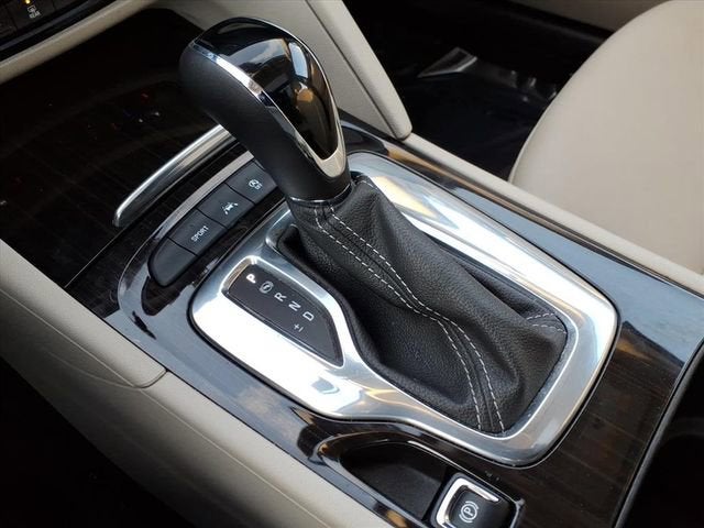 2020 Buick Regal TourX Essence