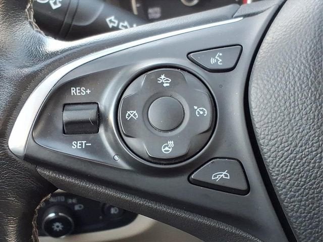 2020 Buick Regal TourX Essence