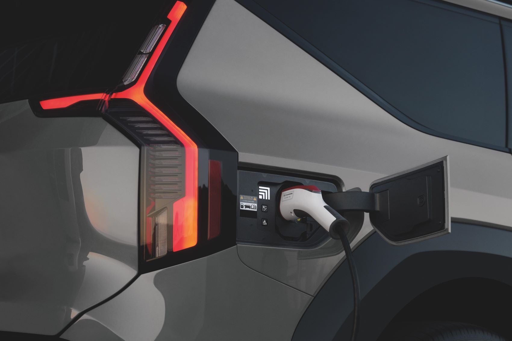 2024 Kia EV9 Charging